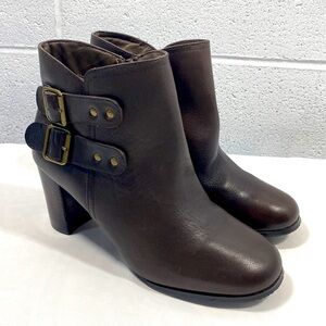 NWOT Denver hayes genuine leather short heeled boots with buckles​​​​​​​​​​